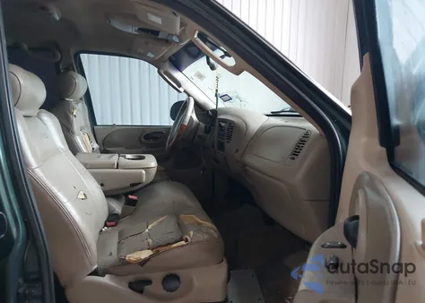 2002 Ford F-150 King Ranch/Lariat/Xlt from USA, damaged, VIN 1FTRW08L42KC66472